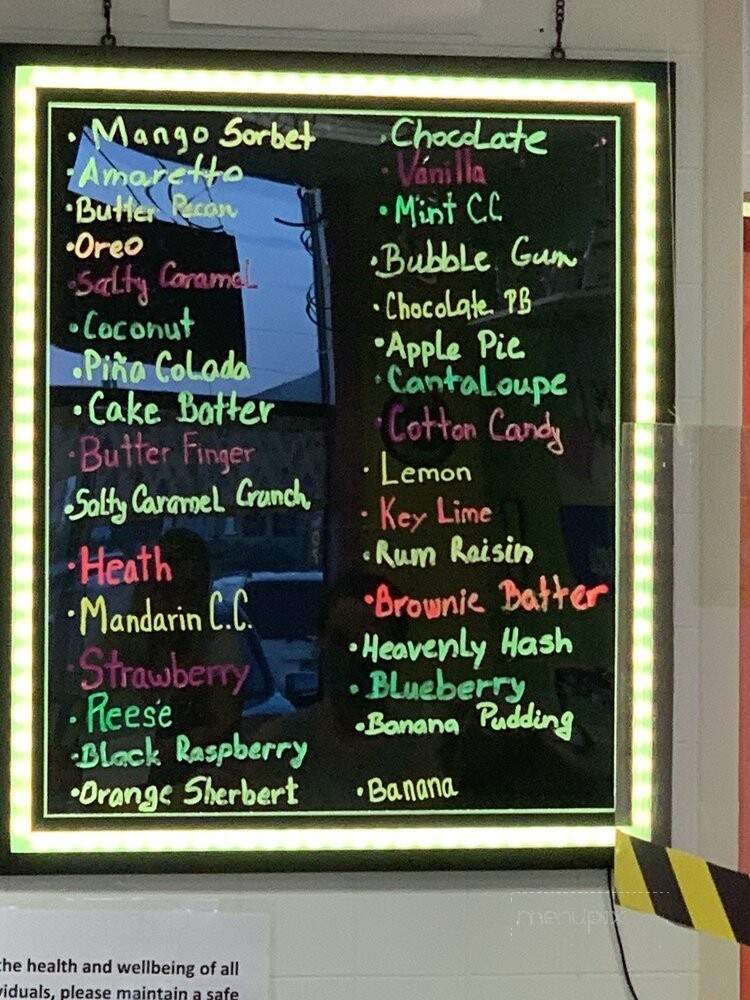 Scoop's Ice Cream Parlor - Kill Devil Hills, NC