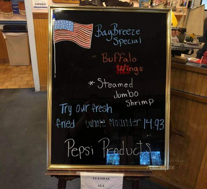 Bay Breeze Seafood Restaurant - Sanford, NC