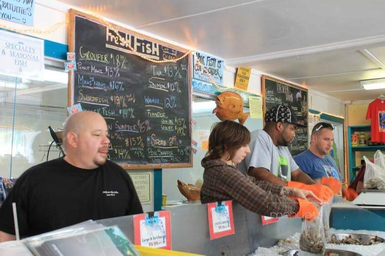 Haag and Sons Seafood - Oak Island, NC