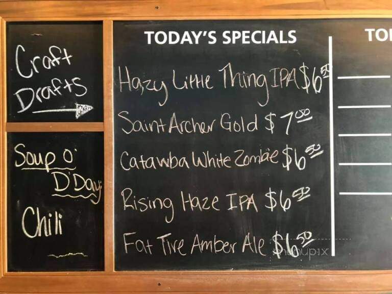 Big Al's Pub & Grubberia - Hampstead, NC